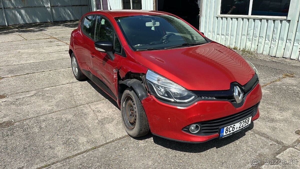 RENAULT CLIO 1,2 16V,54 KW,ROK 2014,NAJ 160 TKM,KLIMA,DOHODA