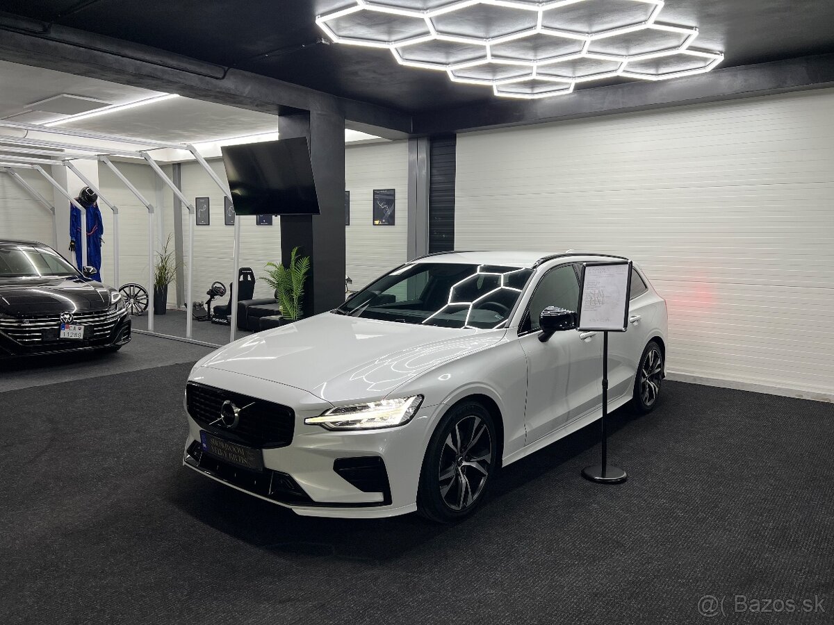 Volvo V60 2022 2.0T 145kw MHEV R-DESIGN 1.majiteľ