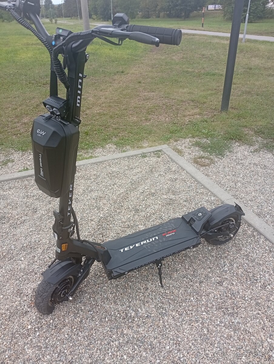 Predám kolobežkau novu Teverun blade mini pro čierna
