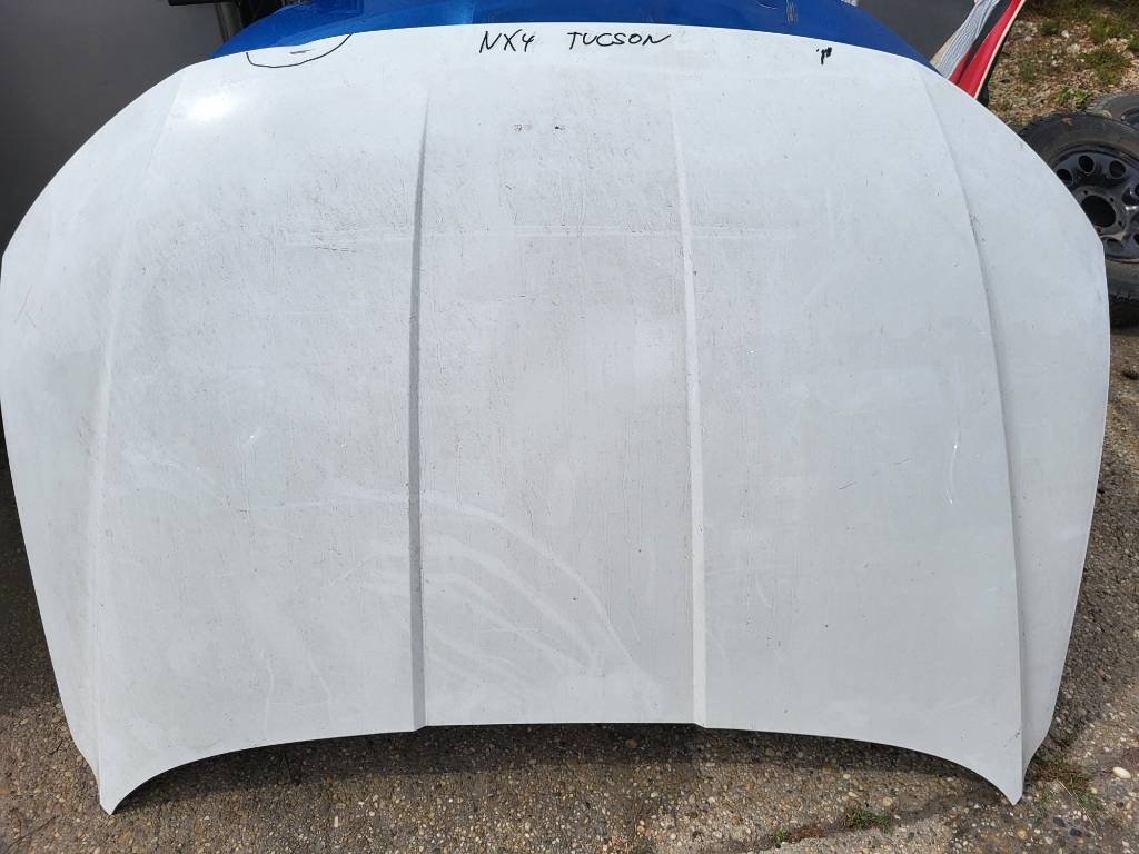 Hyundai tucson nx4 kapota predna,