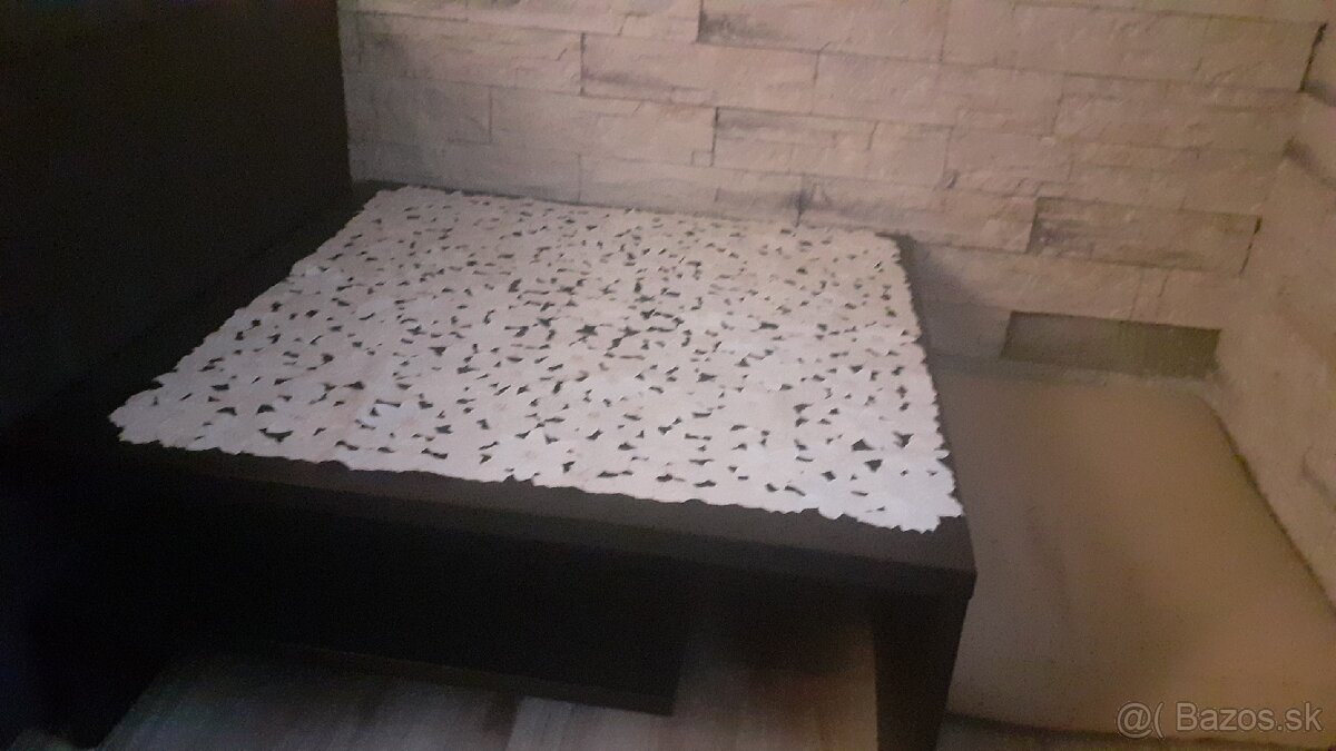 Konferenčný stolík