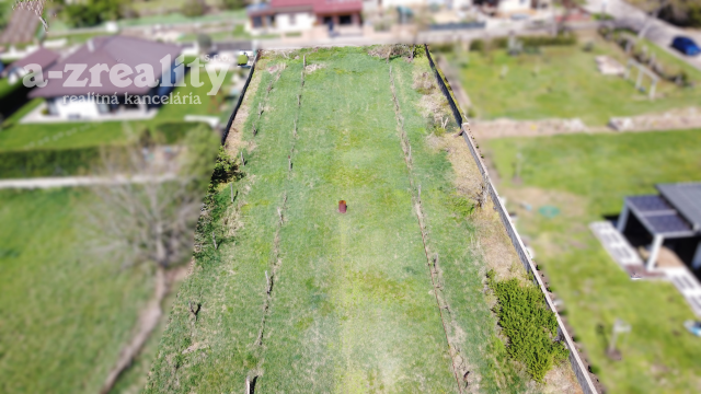 Pozemok vhodný na výstavbu na predaj v obci Šrobárová