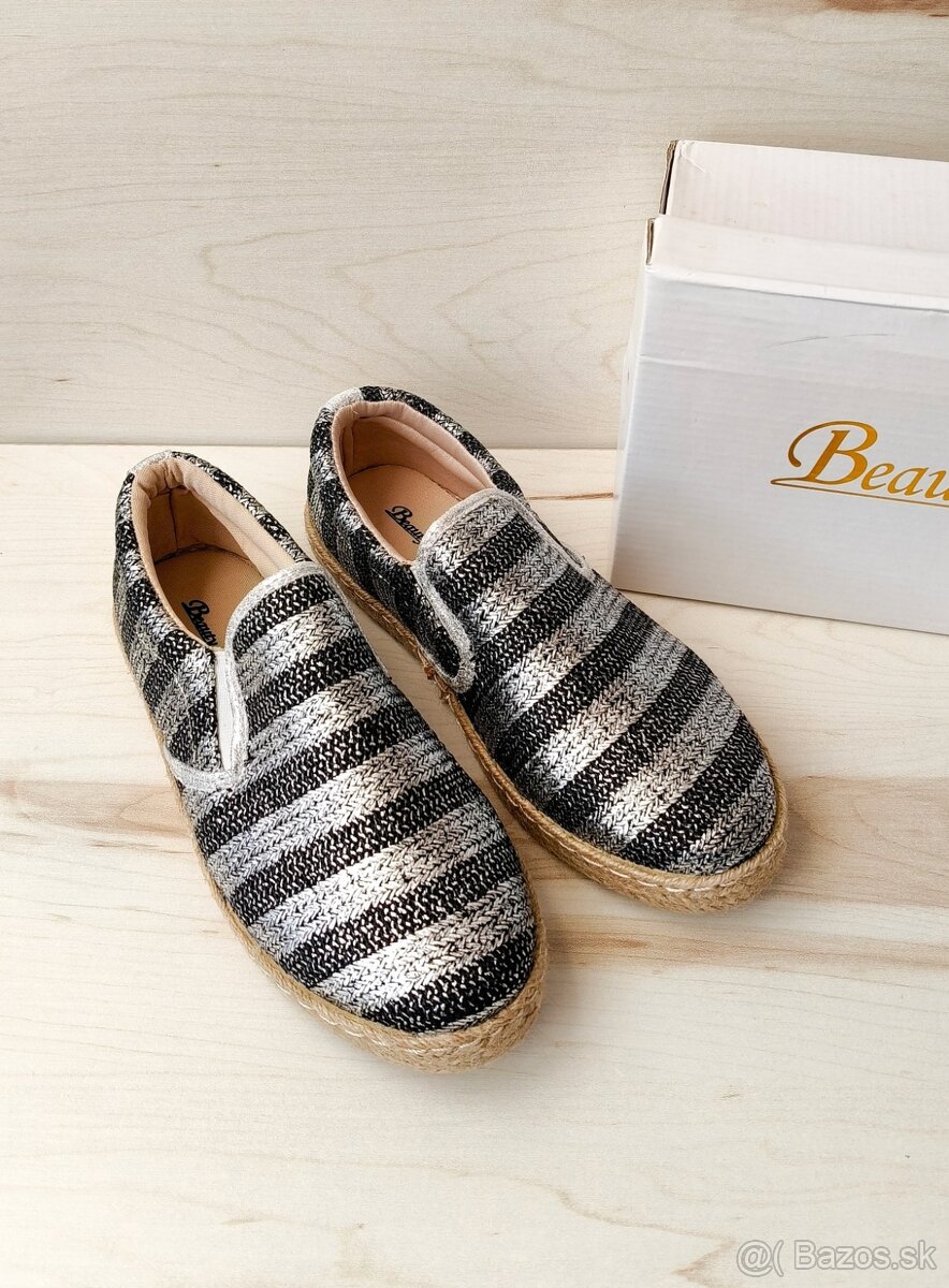 Nové espadrilky strieborno-čierne