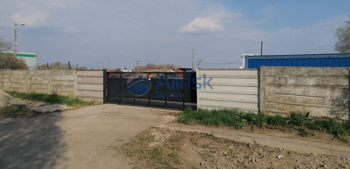 Neprehliadnite túto ponuku odstavno-skladového areálu v Sere