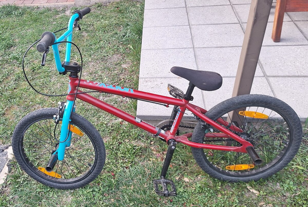 Bicykel SCOTT Volt -X 20 s prilbou