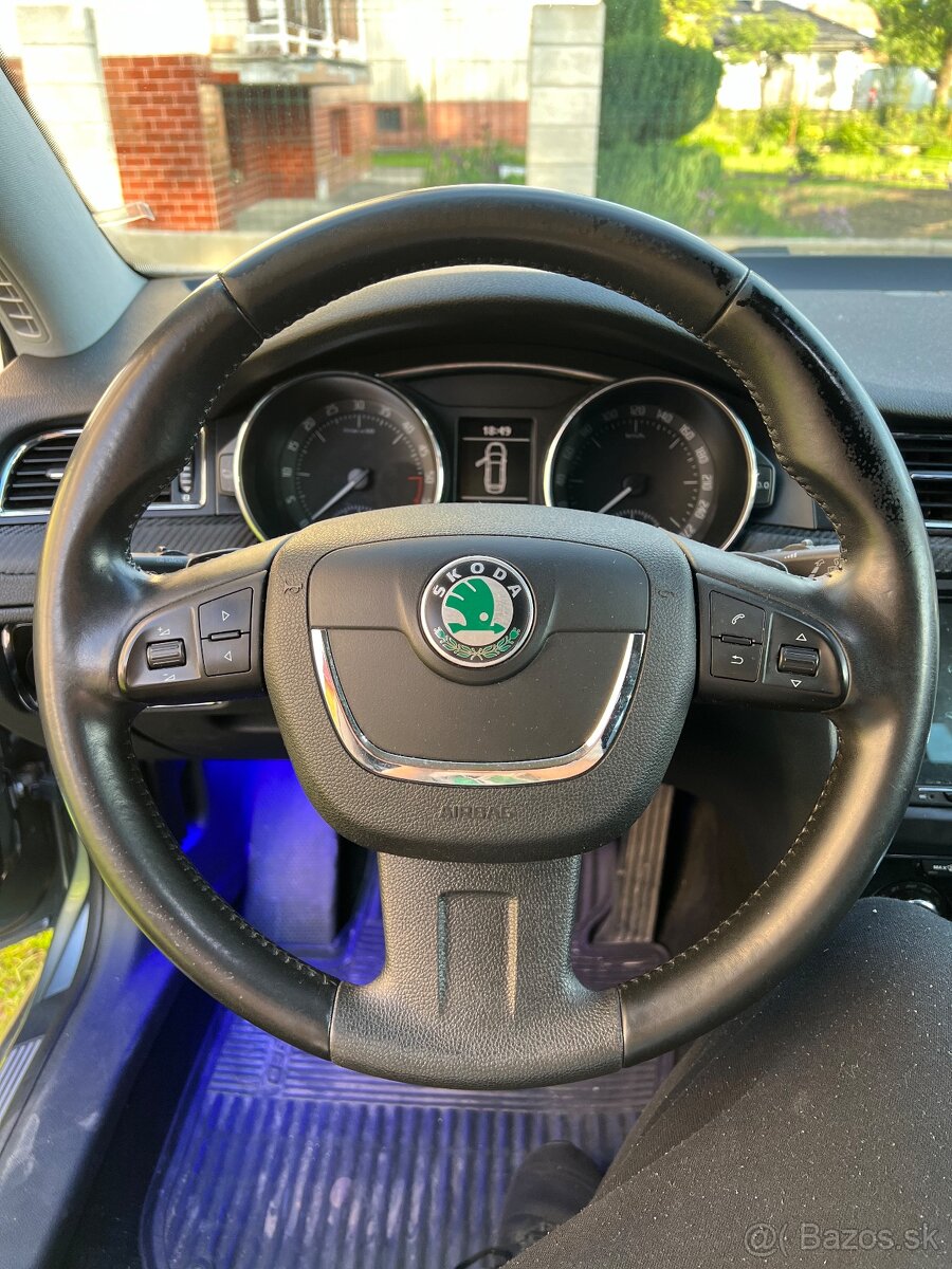 Predám volant Škoda Superb 2