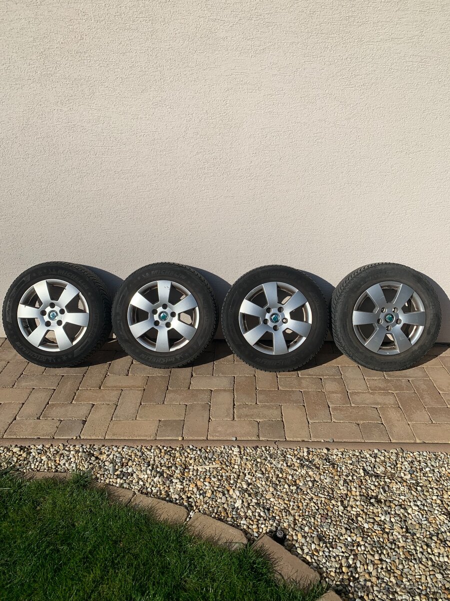 15" elektrony+pneumatiky Skoda Octavia 5x112 R15