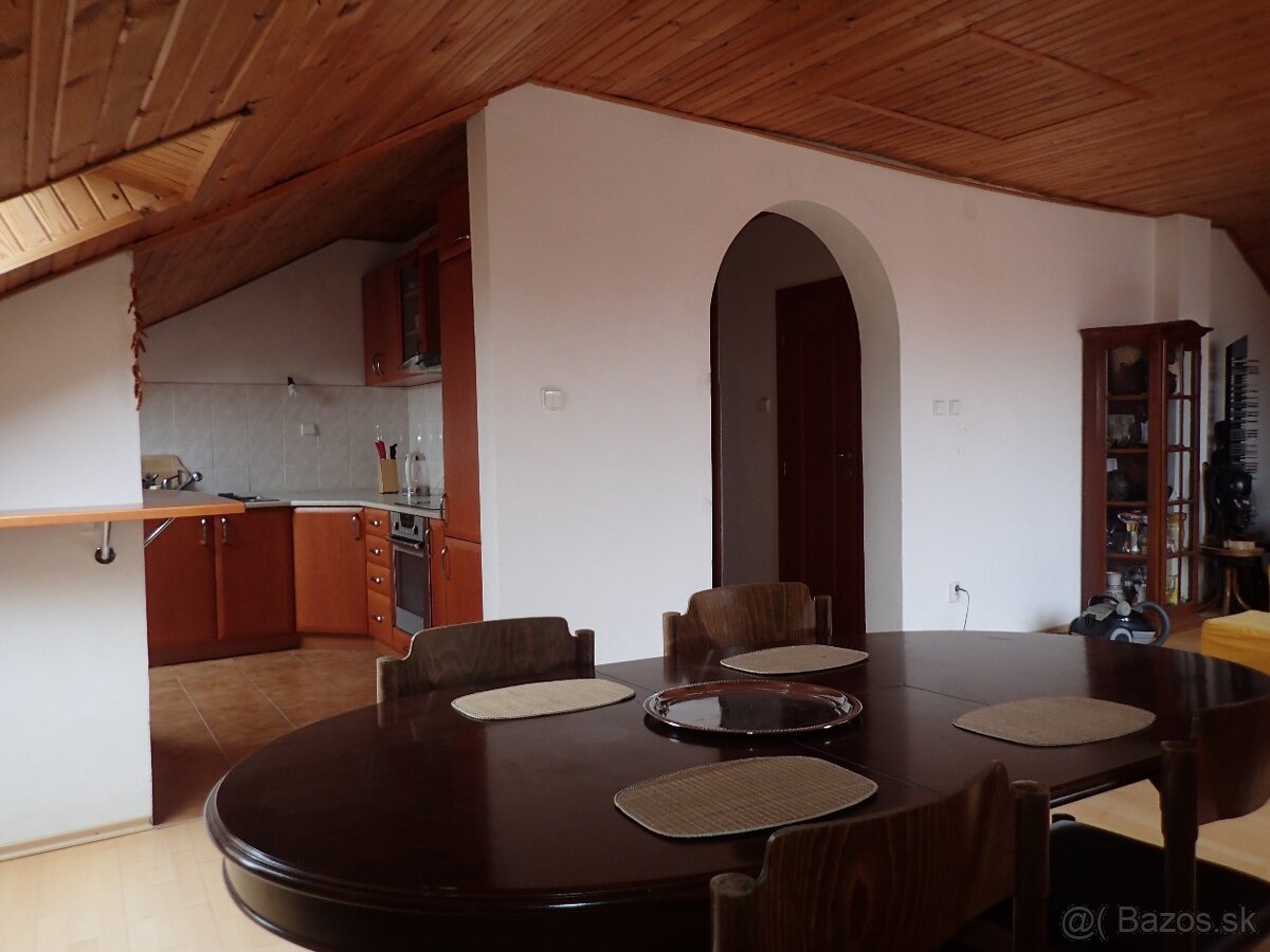 SUPER CENA Prenajmem pekný 4 izb. podkrovný byt 120m2 za 890