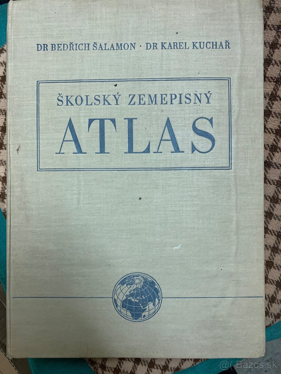 Predám 2 ks školský zenepisný atlas z r. 1953