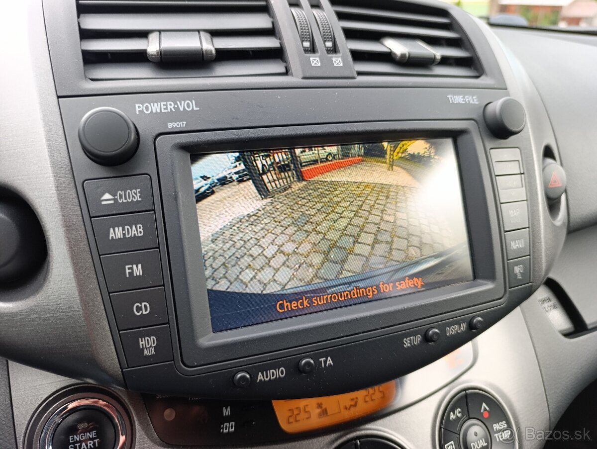 Toyota RAV4 4×4 2.2D-4D, Kamera , Navi