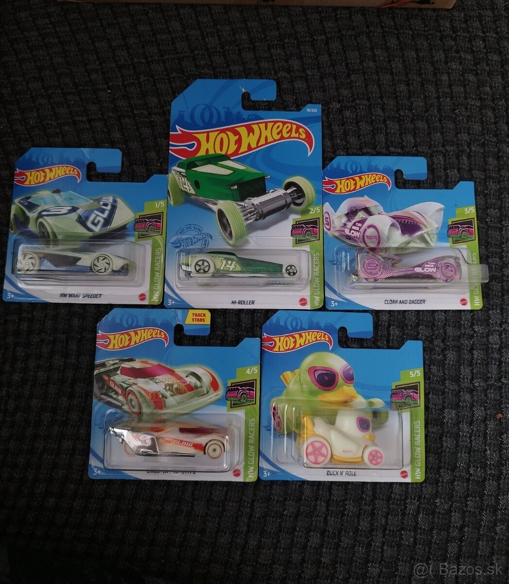 Hot wheels autá svietiace v tme