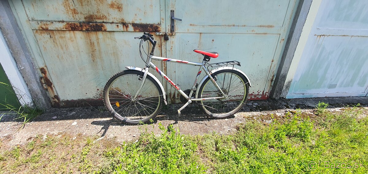 Cestný bicykel