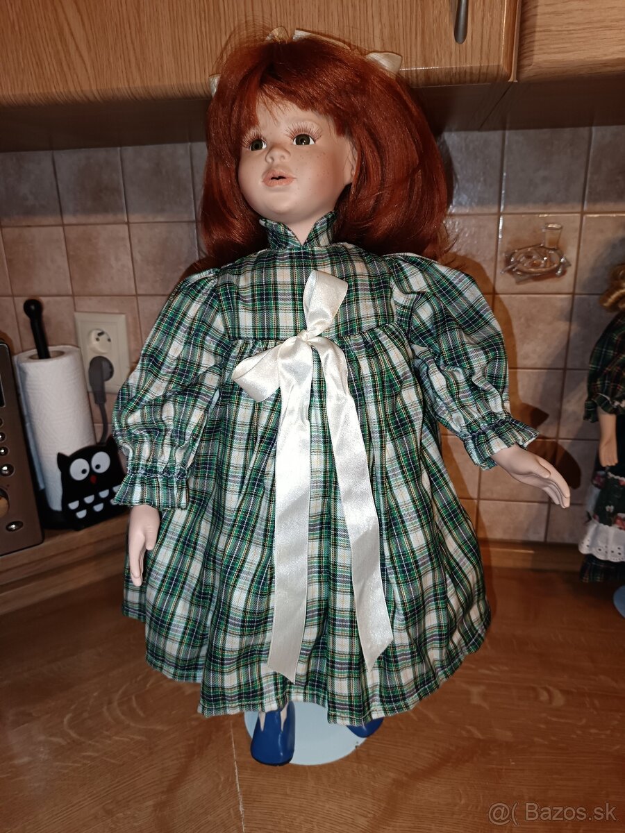 Porcelánová bábika 2..