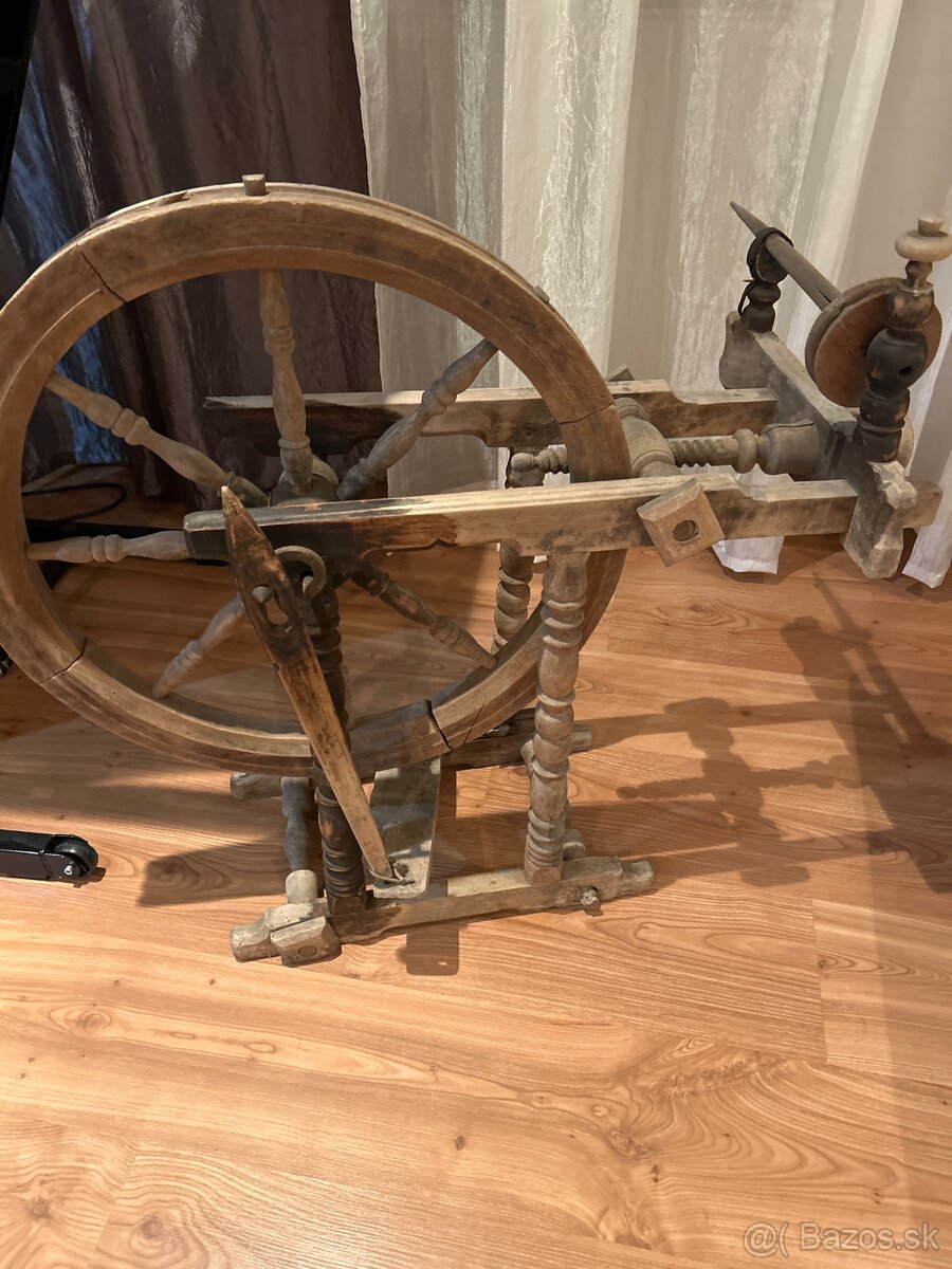 Predám starožitný kolovrátok
