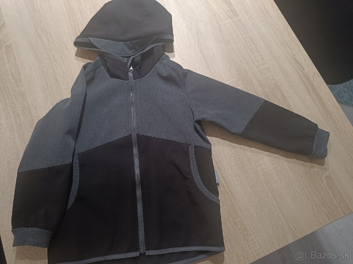 Softshellová nepremokavá bunda s vnútorným fleecom