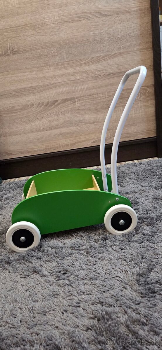 Drevený vozík Ikea
