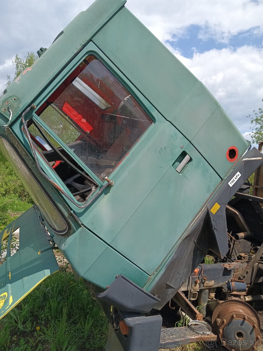 Tatra 815