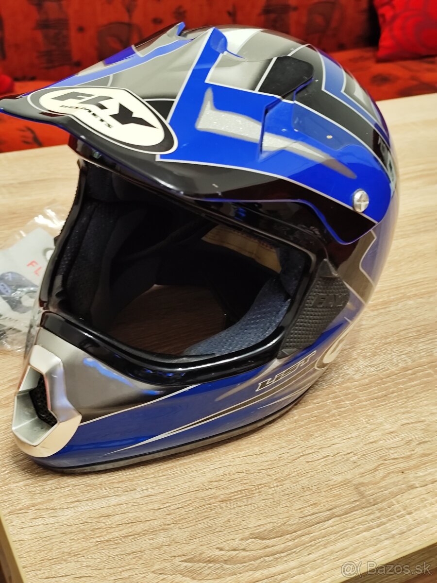Motocrossova prilba