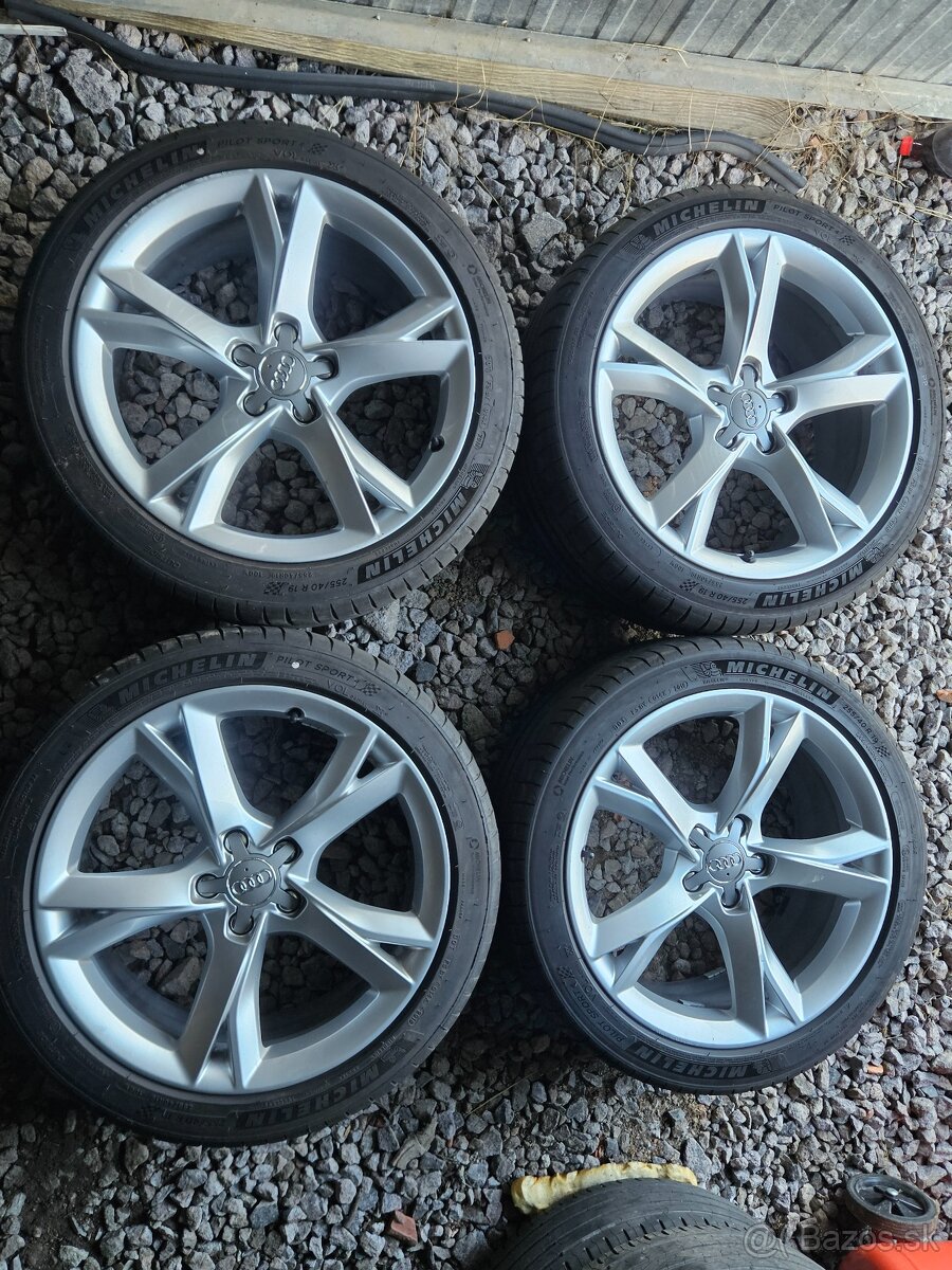 5x112 R19 255/40R19