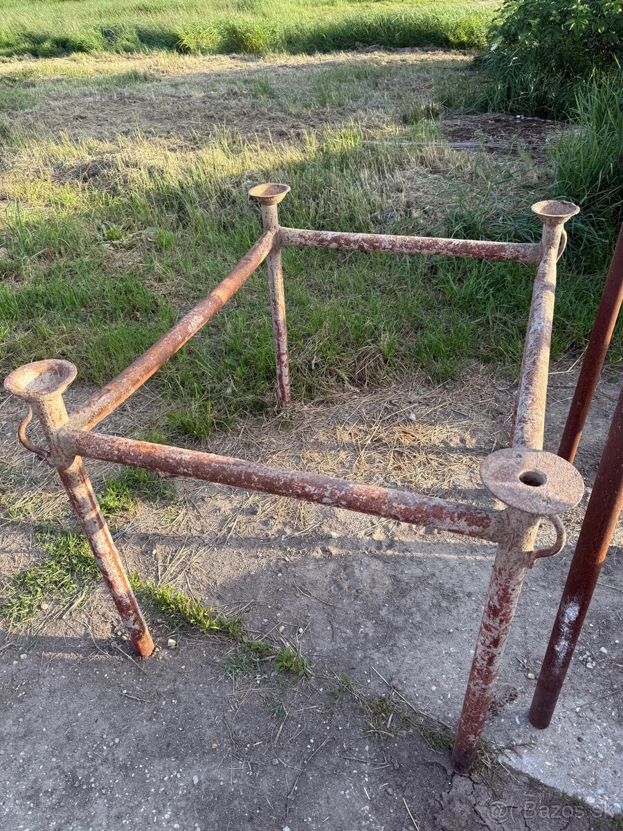 Klietka na stojky a iné .