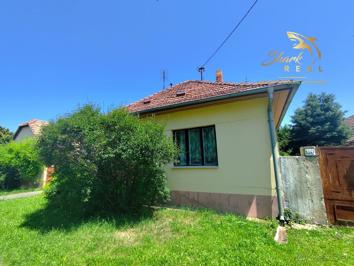 Ponúkam na predaj krásny pozemok vo výbornej lokalite.