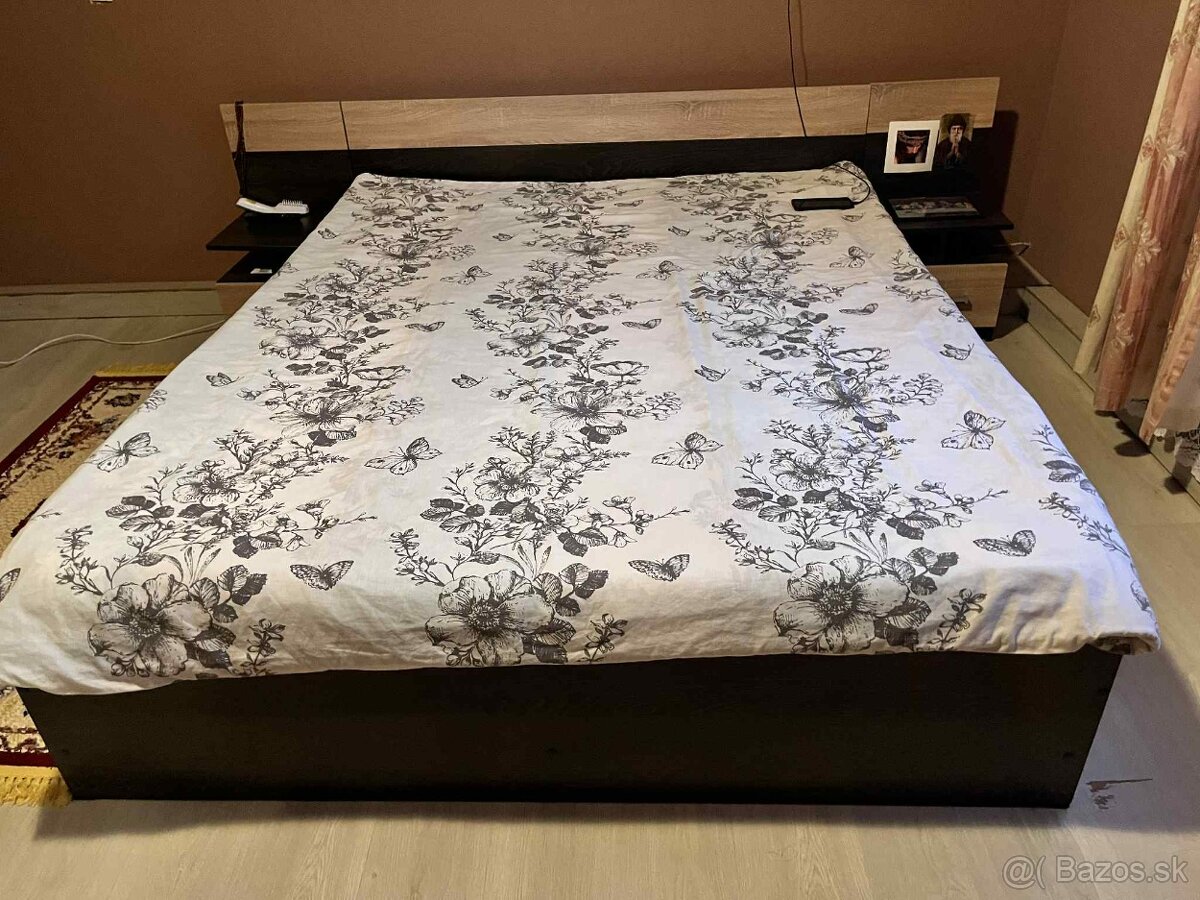 Predam manželsku postel