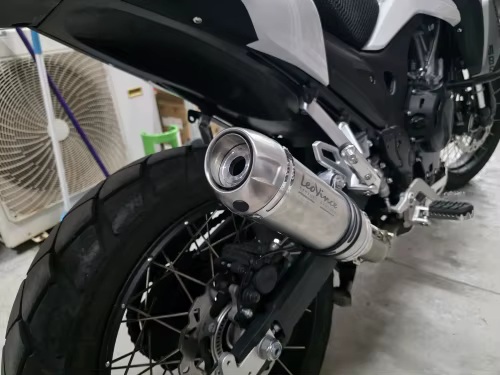 Nový Univerzálny Športový výfuk na motorku LeoVince