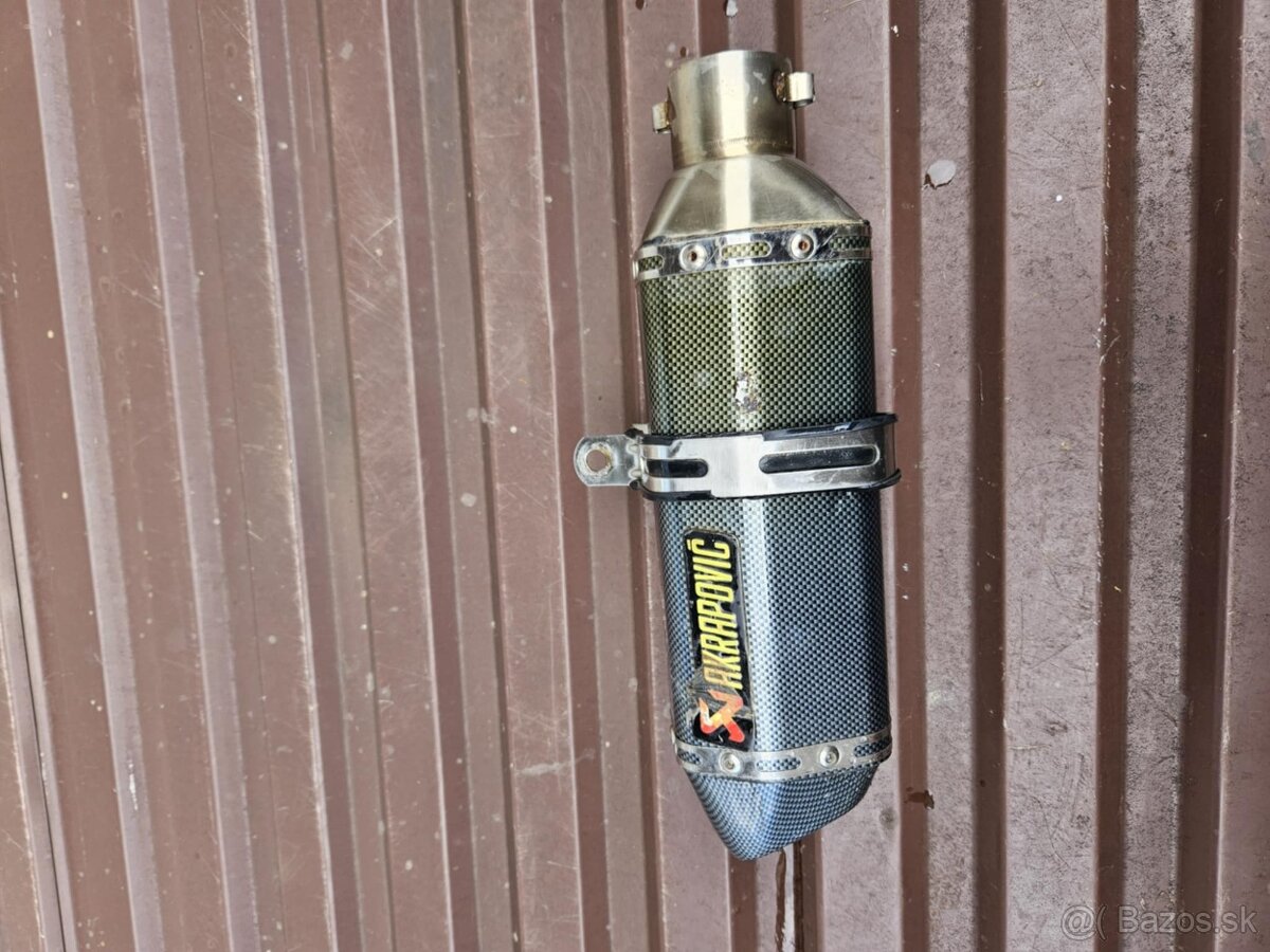 Univerzalna koncovka akrapovic