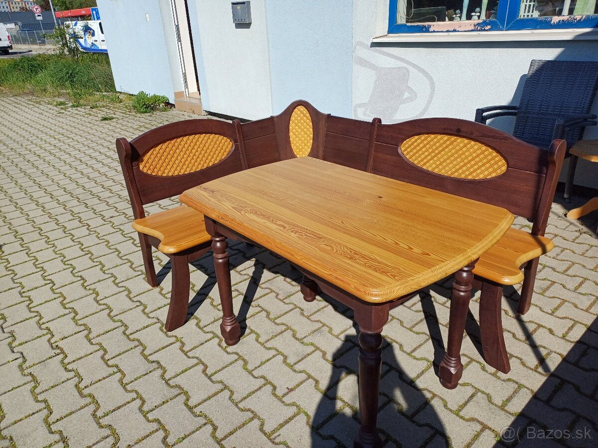 Rohová lavica Anrei