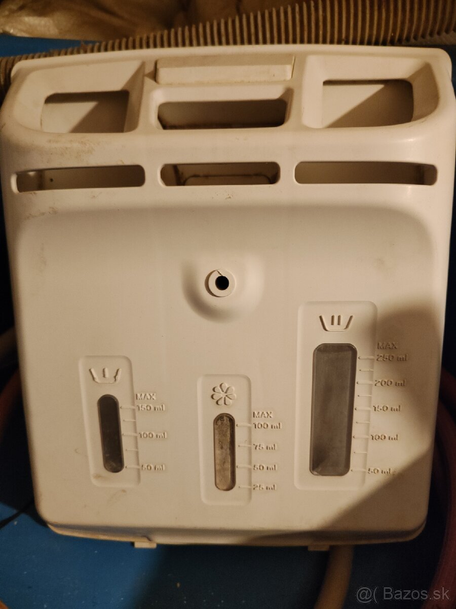 Zásobník na prašok k Whirlpool mám 2ks, 5€/ks