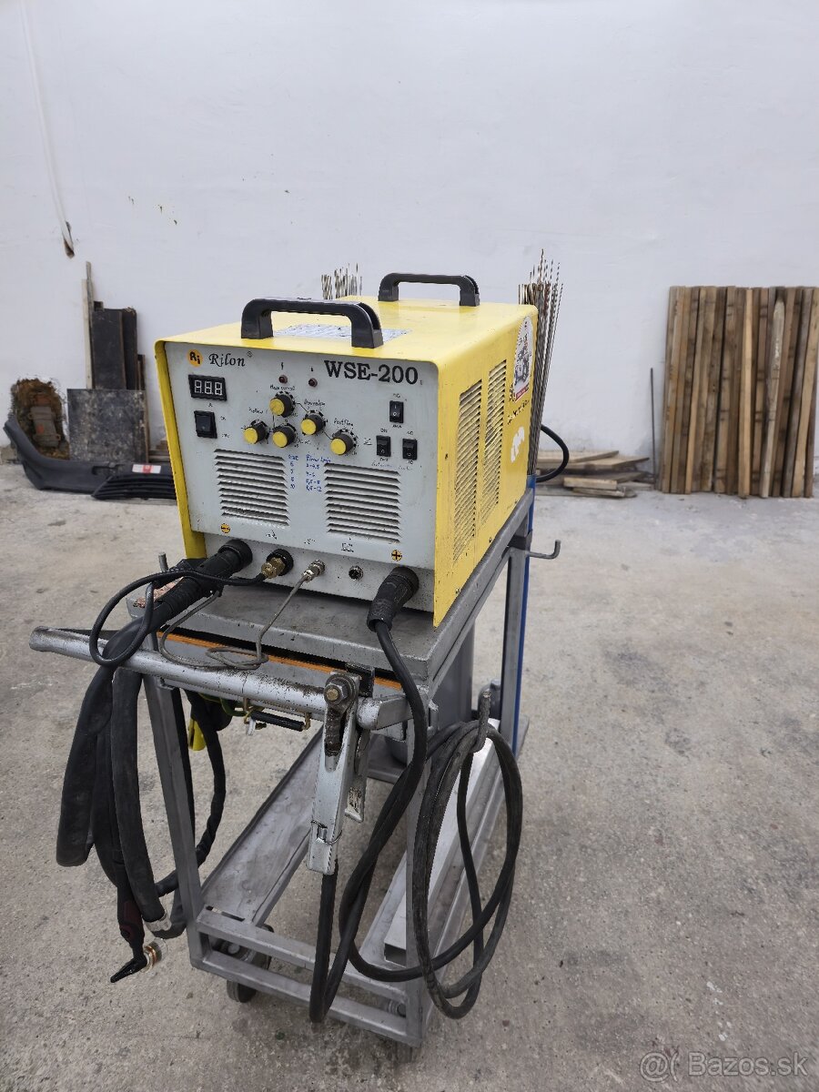 Zváračka TIG 200A AC/DC