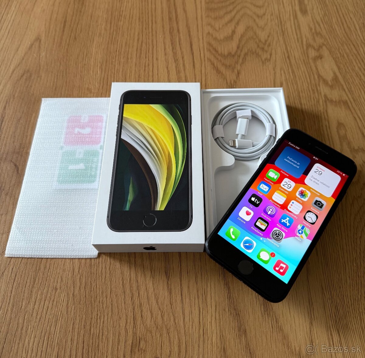 iPhone SE 2020 64 gb Black v záruke