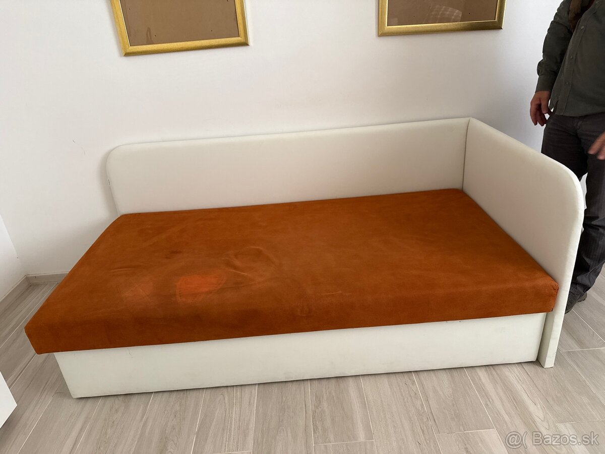 Skvelá posteľ s úložným priestorom 180x90