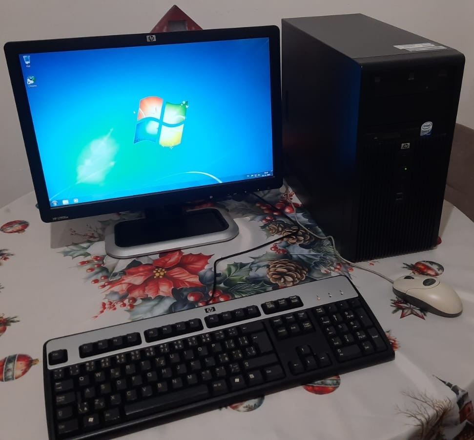 Predám HP Compaq dx2300 Microtower / Win 7