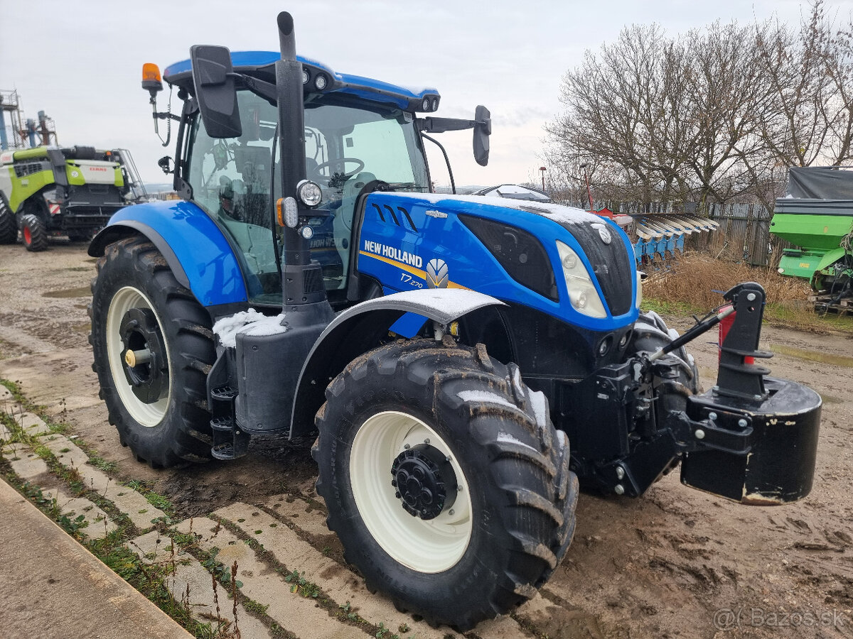 Traktor NEW HOLLAND T7.270 Auto Command™ ECO CVT