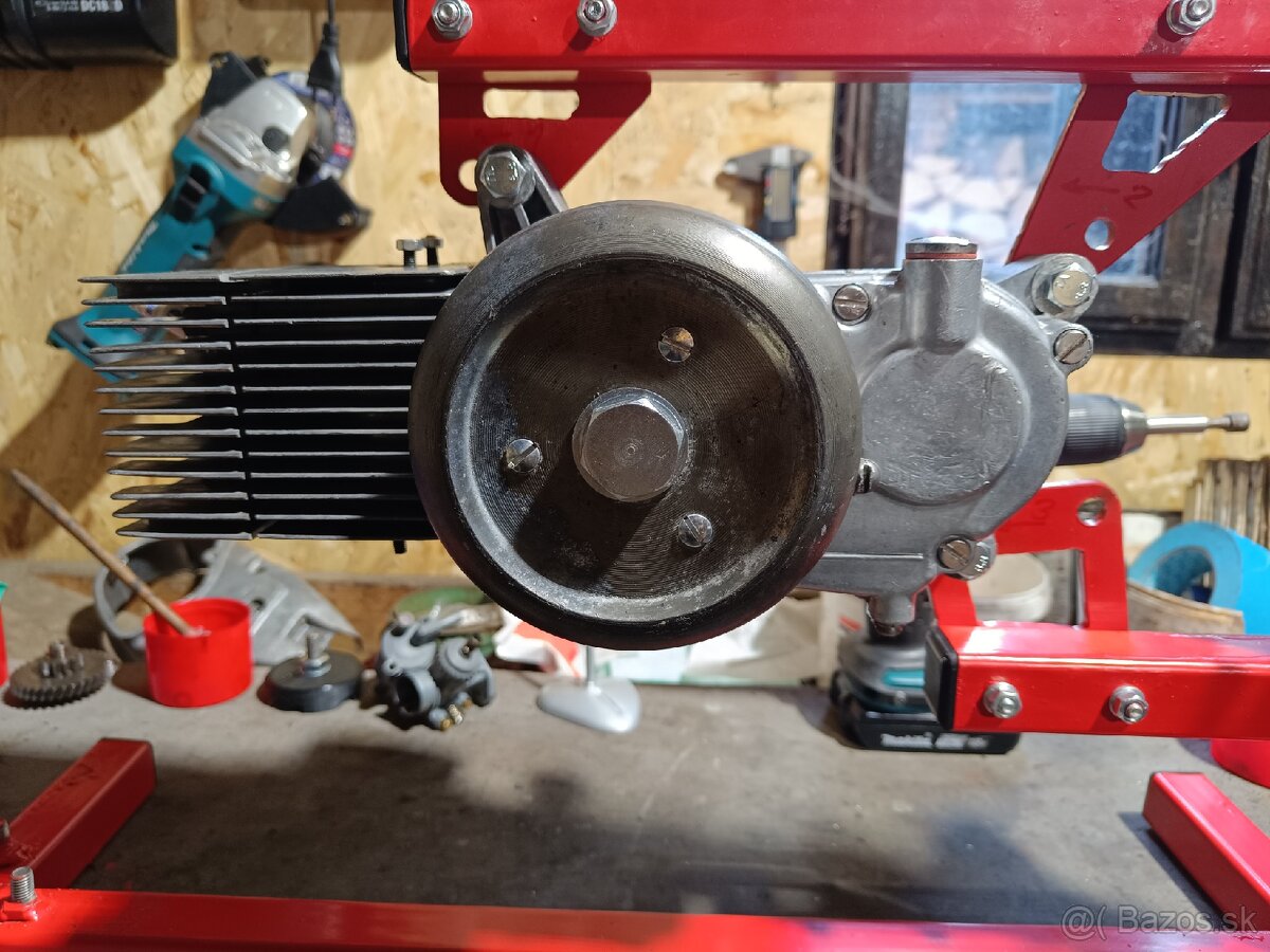 Motor Babetta 207