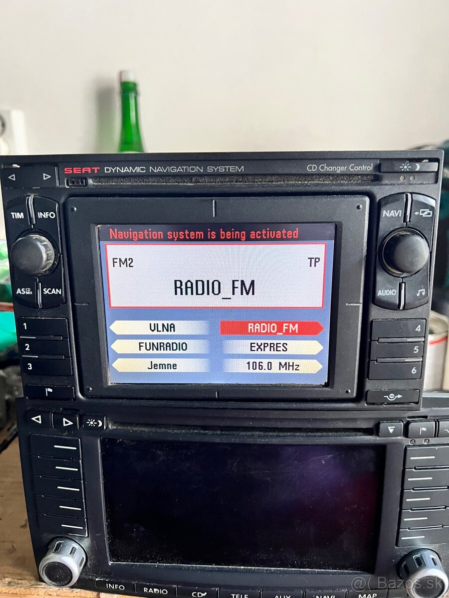 seat mfd radio