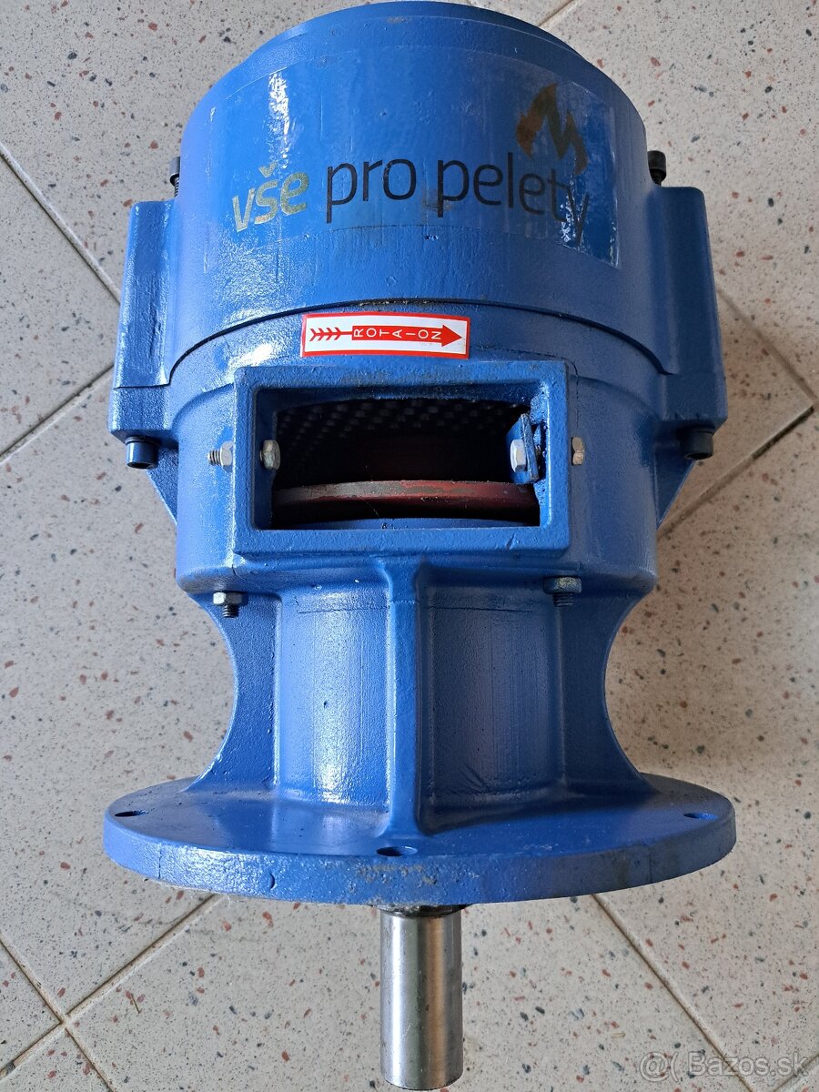 Peletovací lis