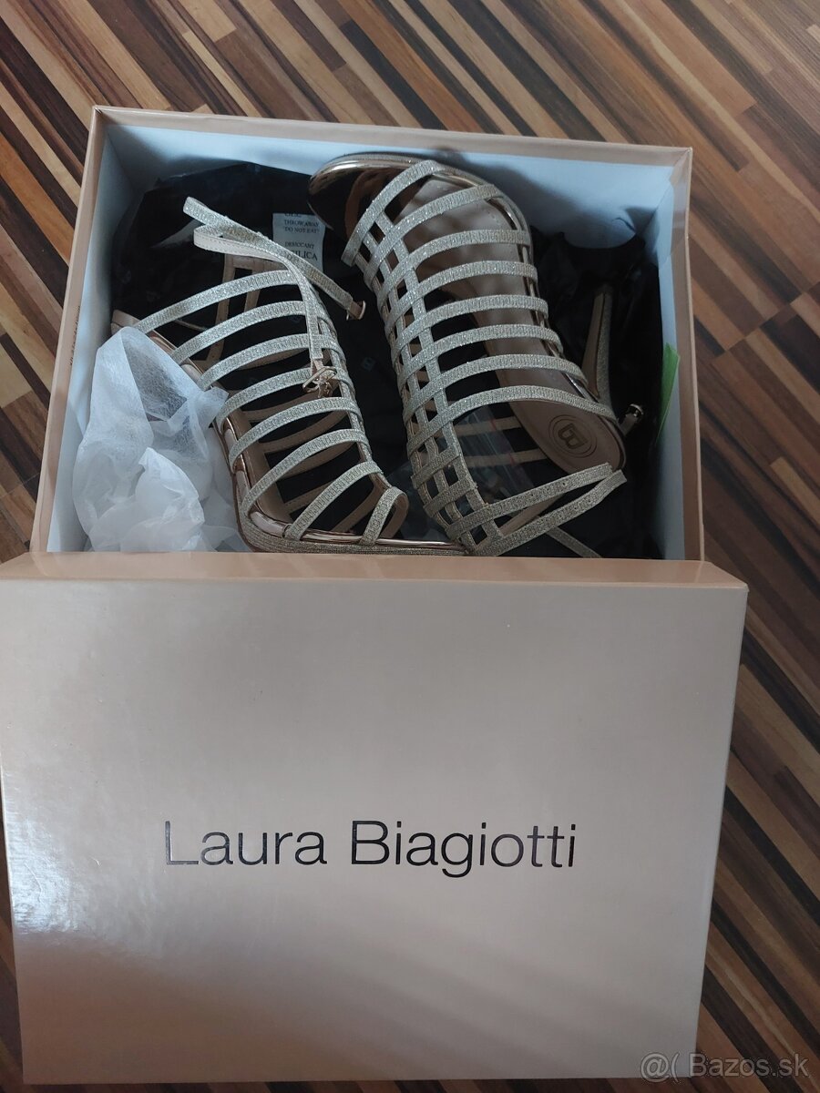 Laura biagiotti sandale