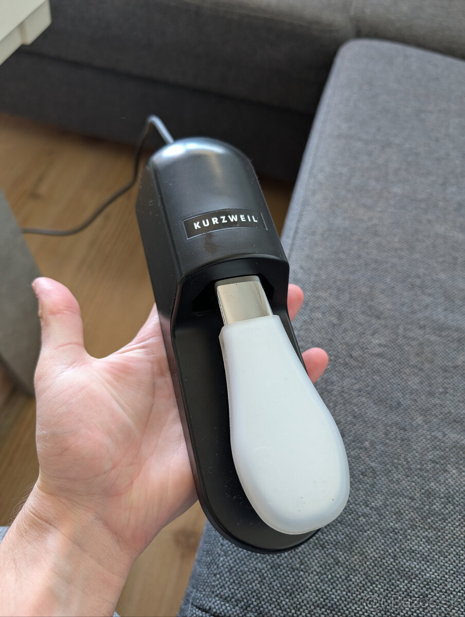 kurzweil kp-1 sustain pedal