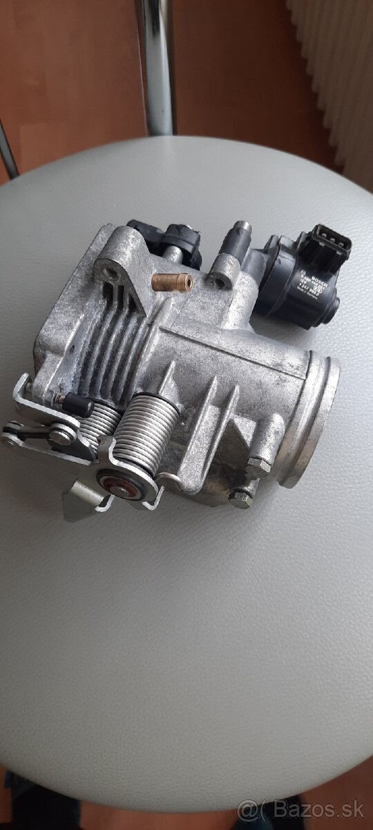 Škrtiaca klapka, sanie bmw e36 316i 318i