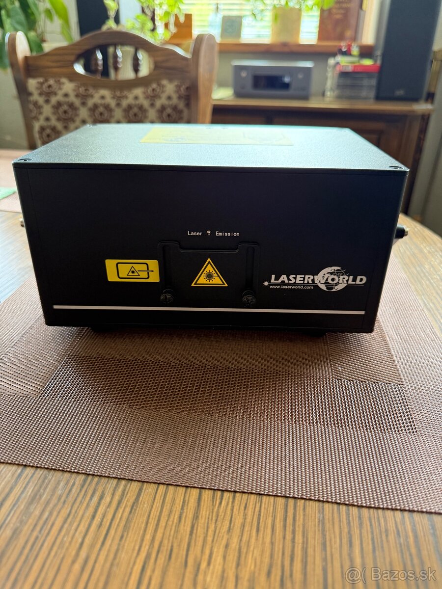 Laserworld CS-1000RGB MK 4