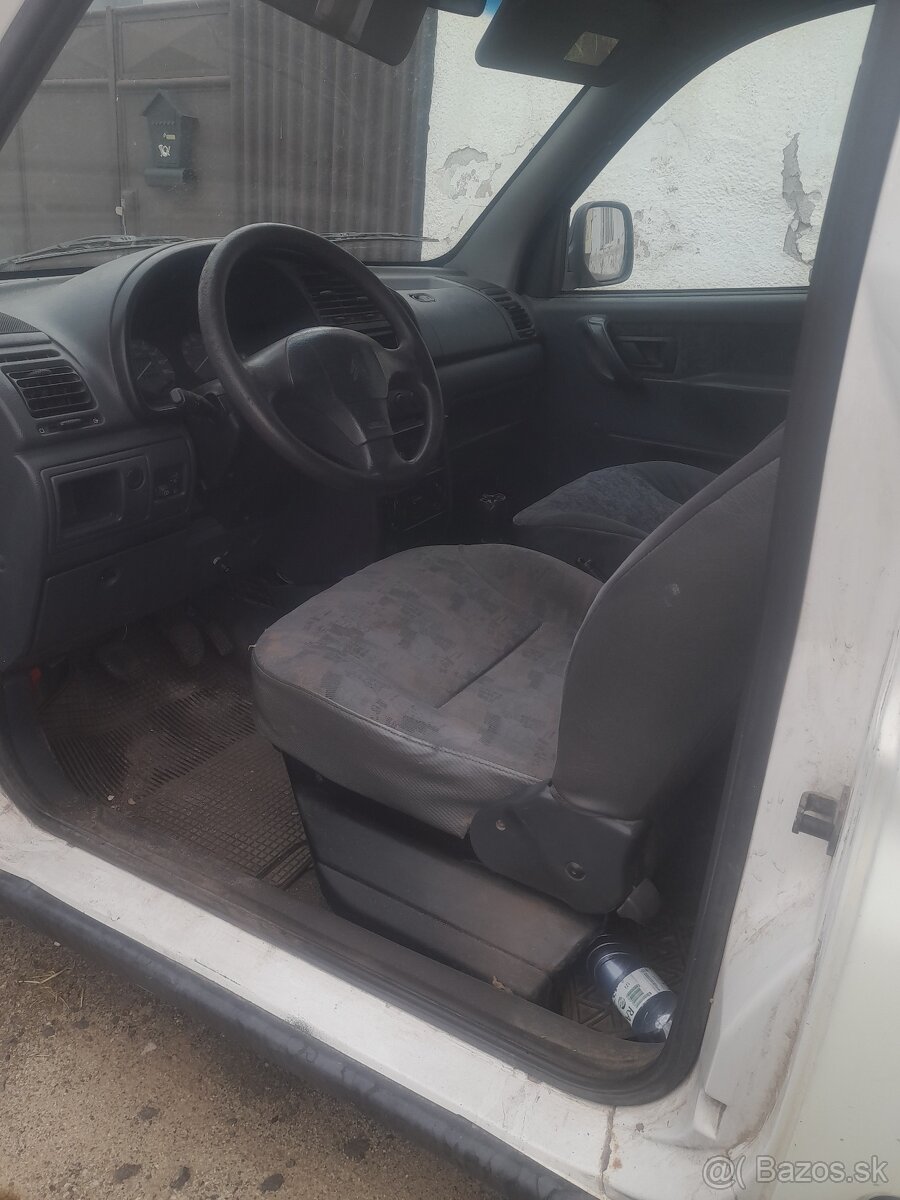 Berlingo 1.8 benzín