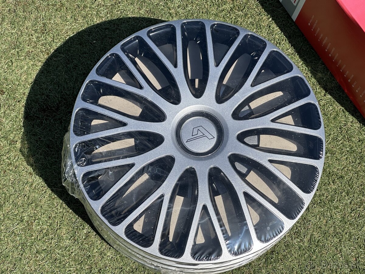 Puklice na 15” disky