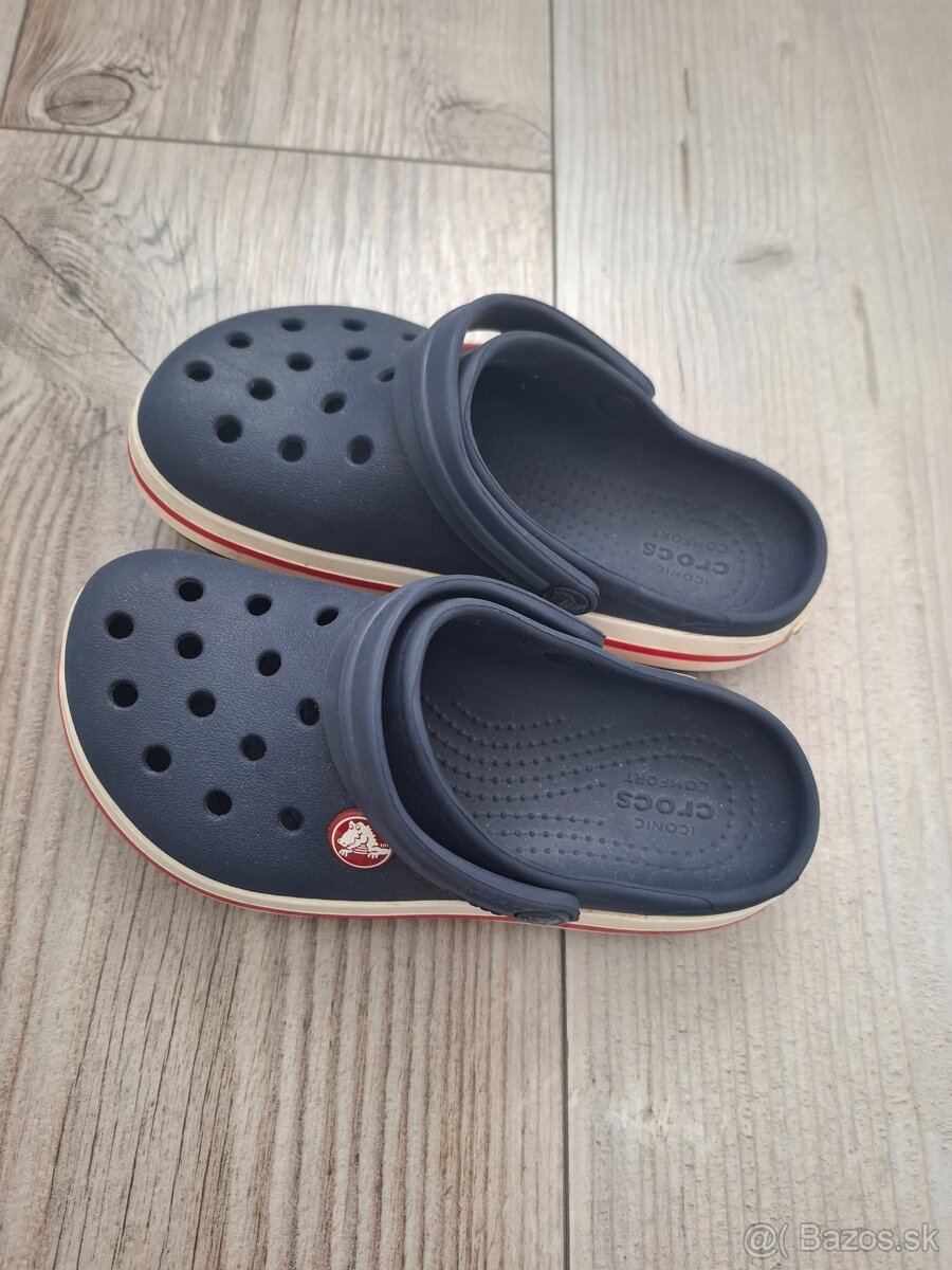 Crocs