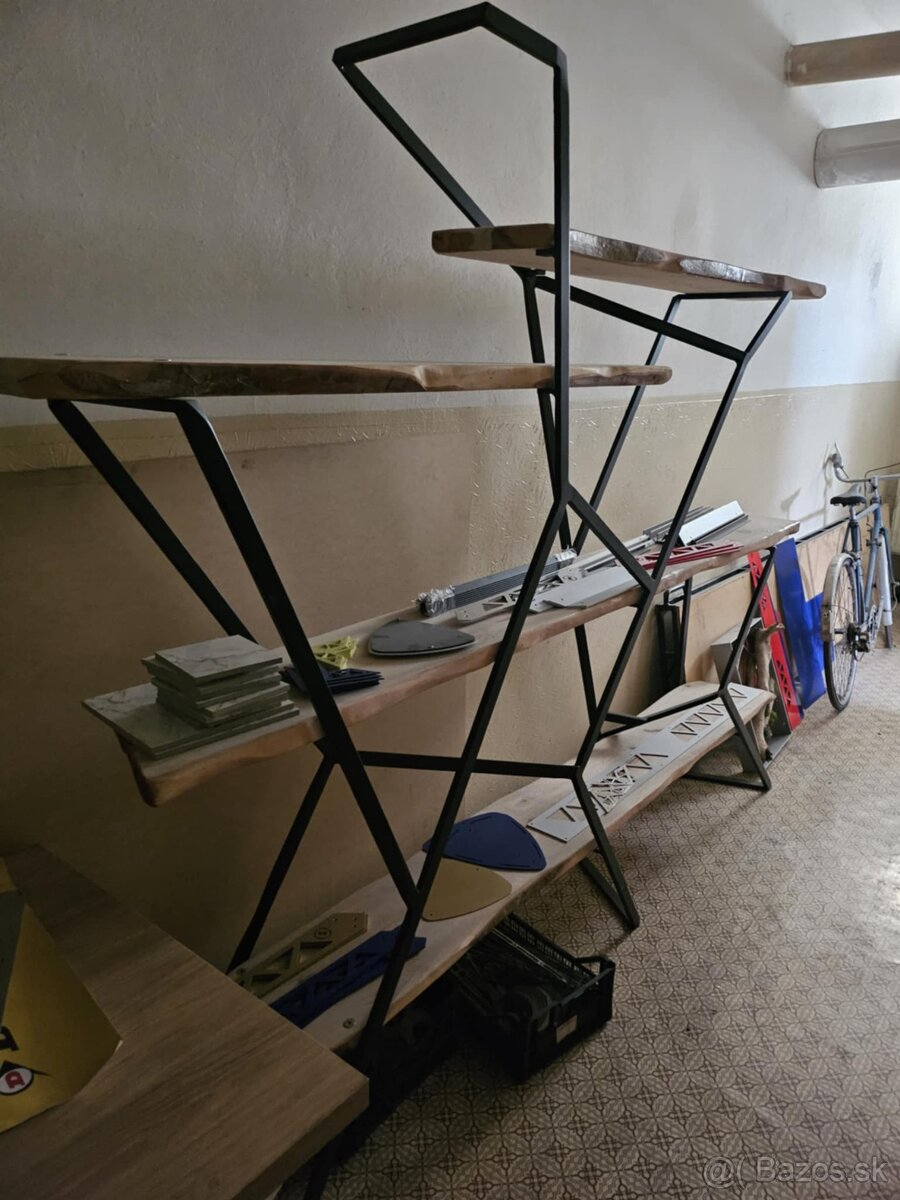 predám designový regál