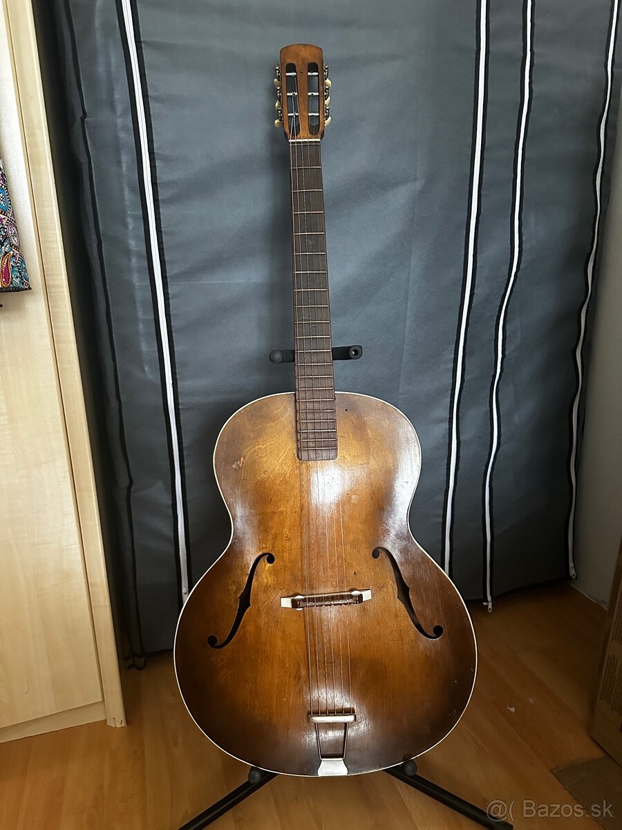 Archtop gitara 1930