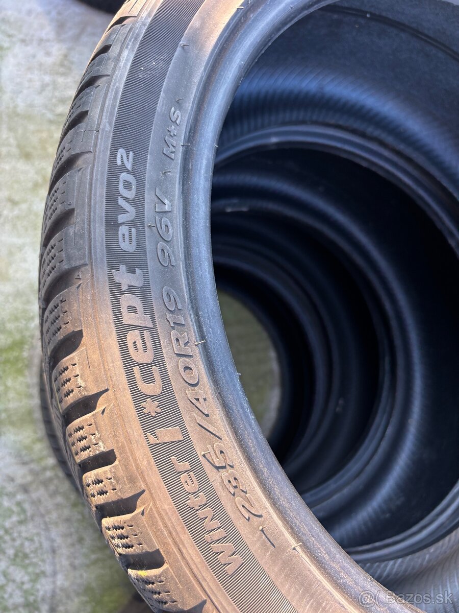 Pneu 235/40r19 zimne 2ks hankook