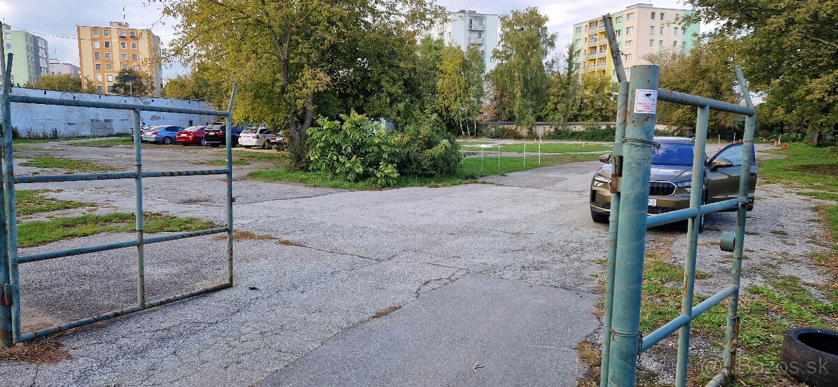PRENÁJOM exkluzívneho pozemku na podnikateľské účely