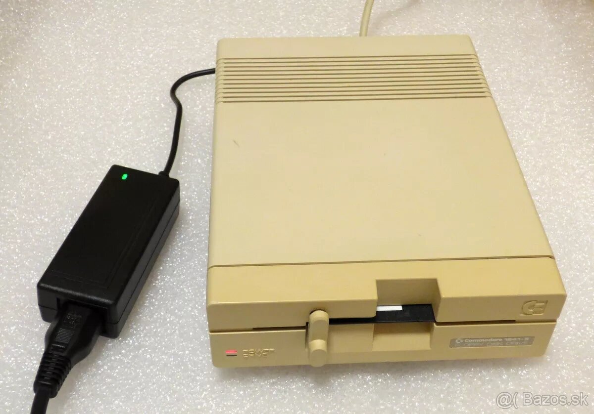 Lepší zdroj na disketovú jednotku Commodore 1541II,1581,1571